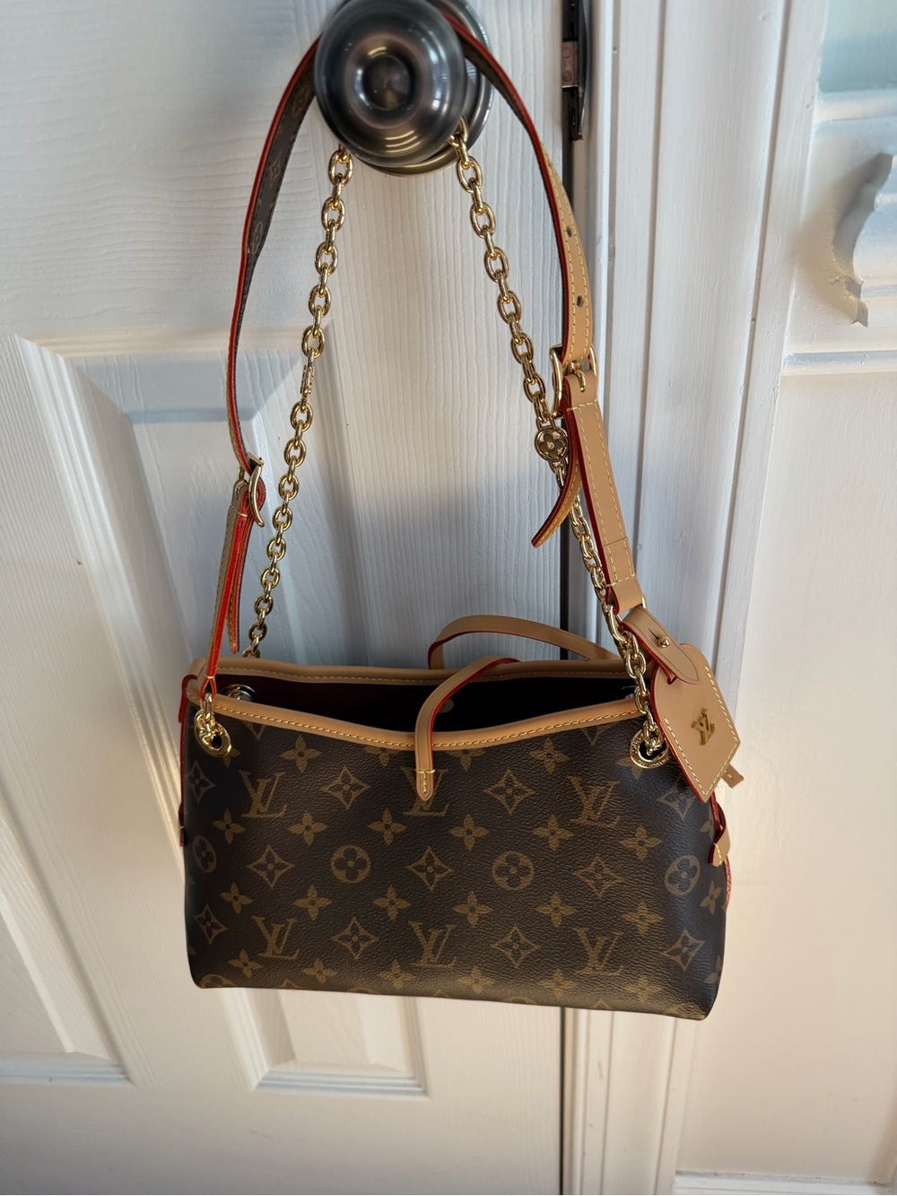 Monogram Purse with strap. Very Good Condition! Never been used! - Picture 4 of 15